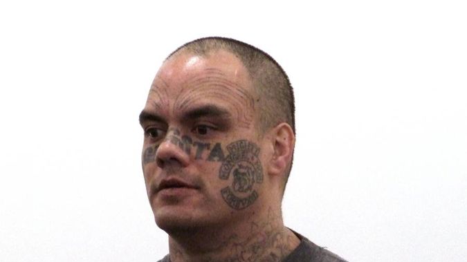 Man with 'GANGSTA' face tattoo drunkenly accosts couple