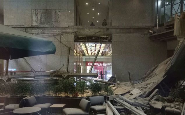 Jakarta Stock Exchange Floor Collapses