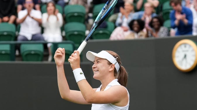Lulu Sun has advanced to the third round at Wimbledon. Photo /Getty