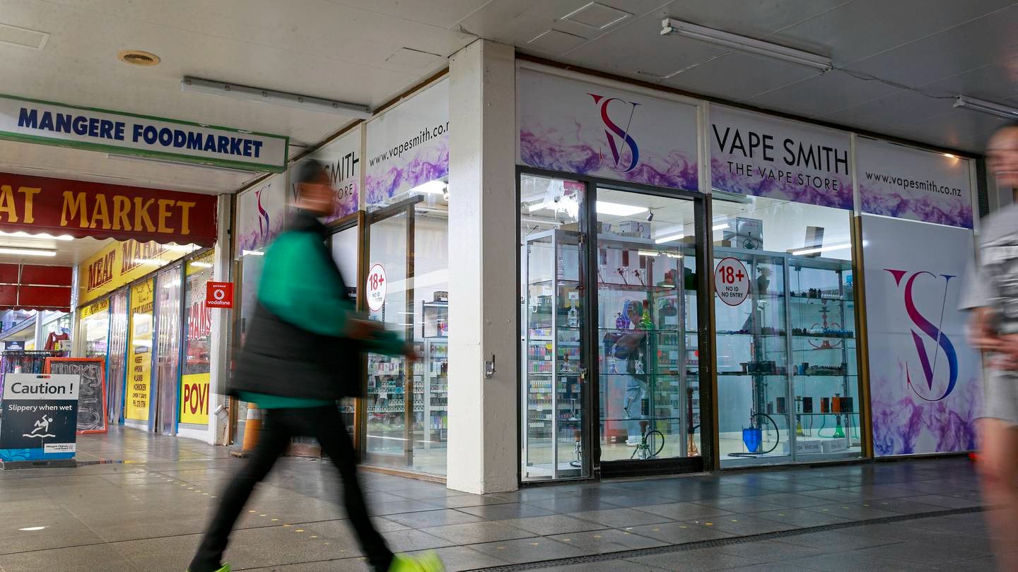 Fourth vape shop in Auckland mall labelled a disgrace