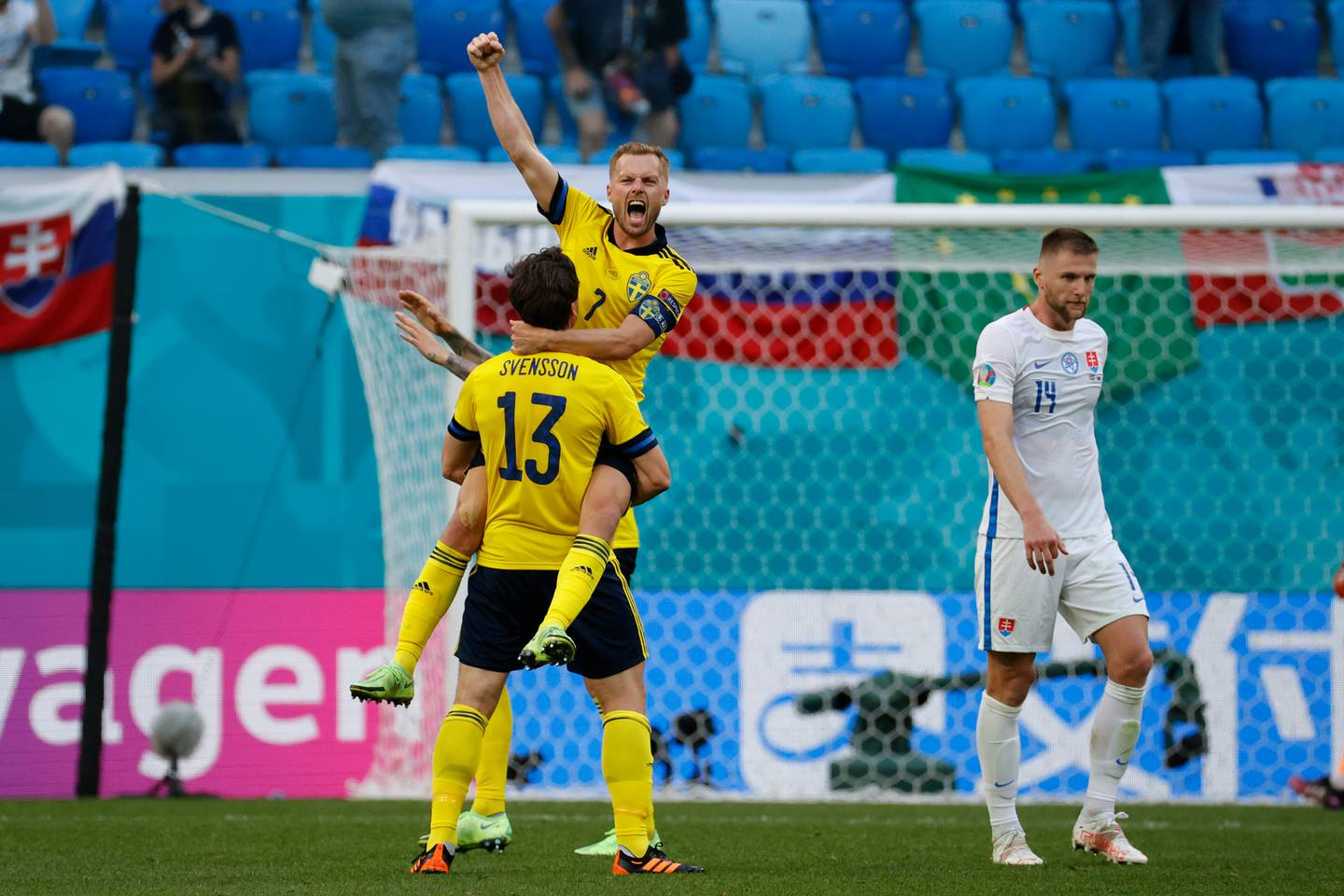 Швеция словакия. Euro 2020 Team Sweden. Сборная Швеции по футболу евро 2012. Sweden 1:1 000 000. Сборная Швеции по футболу 2023 Ибрагимович.