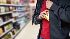 Police are working hard to stamp out shoplifting around Auckland. File Photo / 123RF
