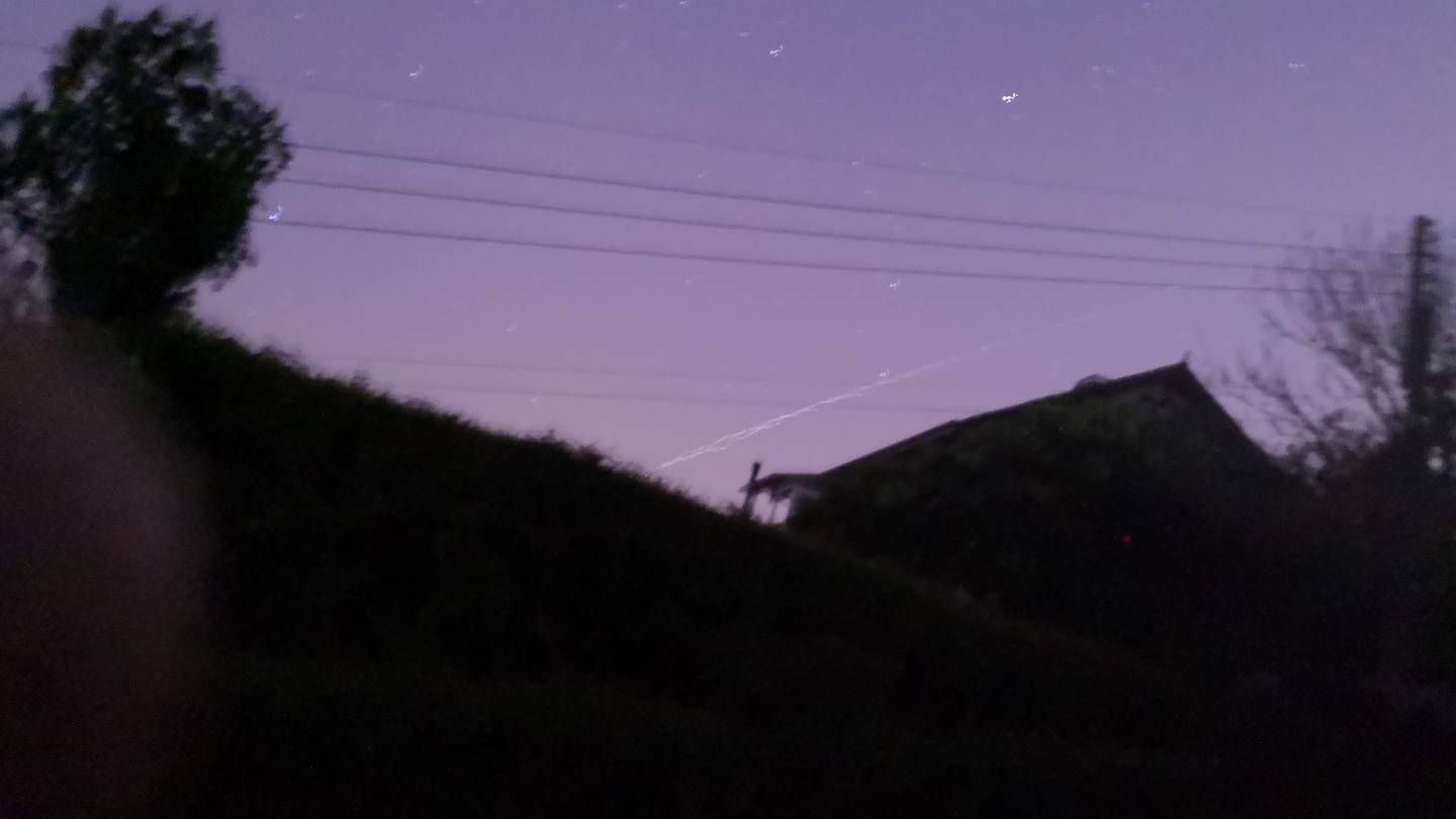 Elon Musk s SpaceX Starlink satellites spotted in sky above Auckland