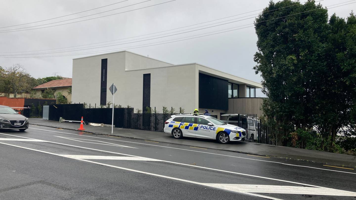 Police Attending Sudden Death In Auckland's Westmere: Worksafe To Be ...