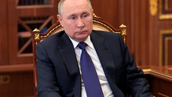 Putin's demands for a ceasefire labeled 'non-offer' by international relations expert