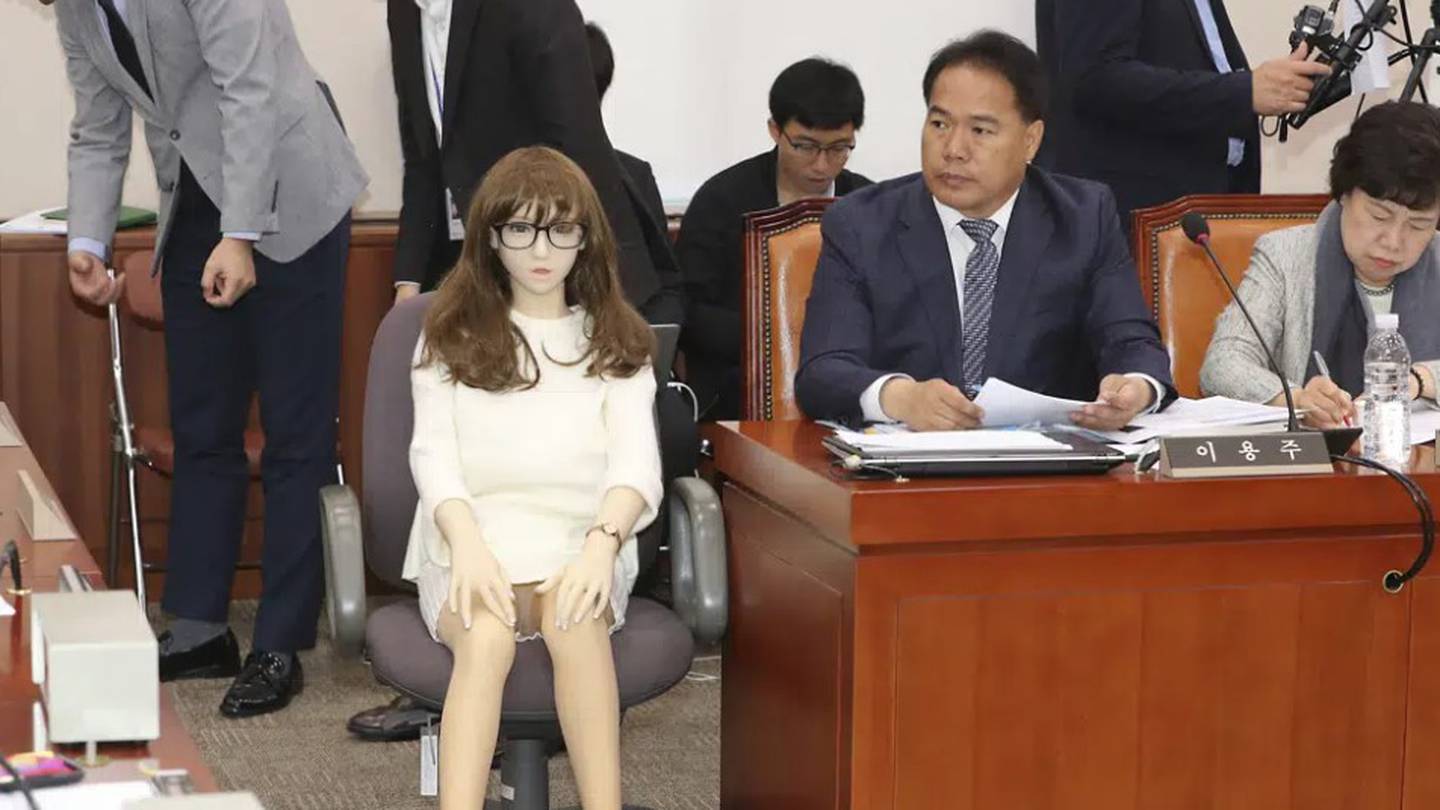 South Korea removes ban on sex doll imports